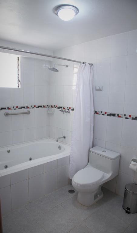 Tunupa Lodge Hotel Ollantaytambo Ngoại thất bức ảnh